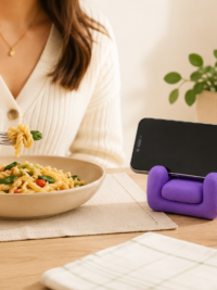 3D Baskı Mini Koltuk Telefon Standı – Renkli Masaüstü Telefon Tutacağı
